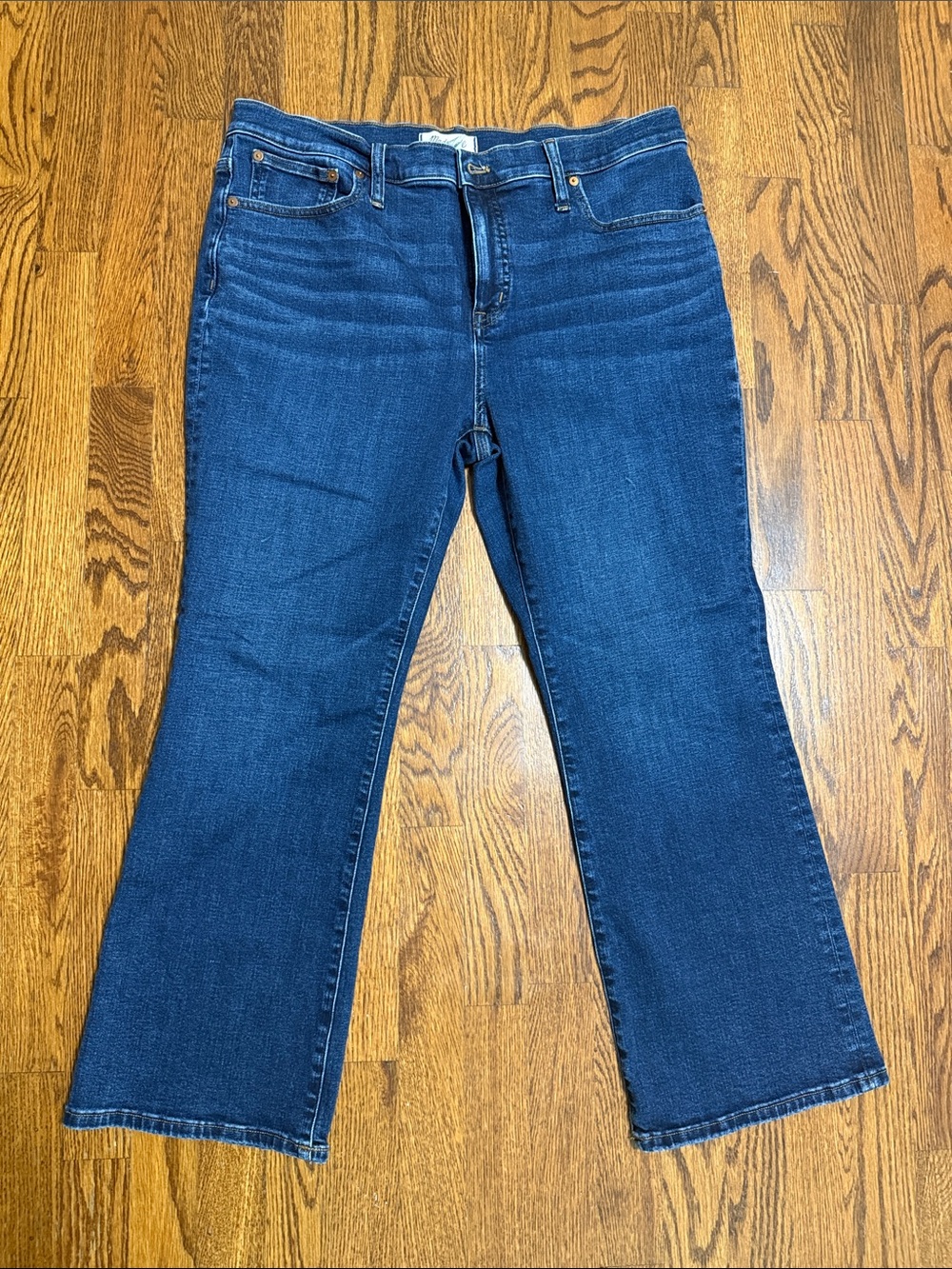 Dark Blue Women's mid-rise kick out Jeans